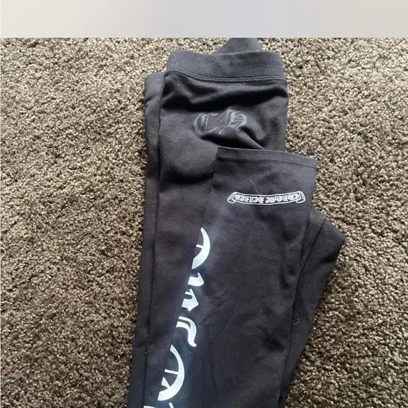 Chrome heart leggings